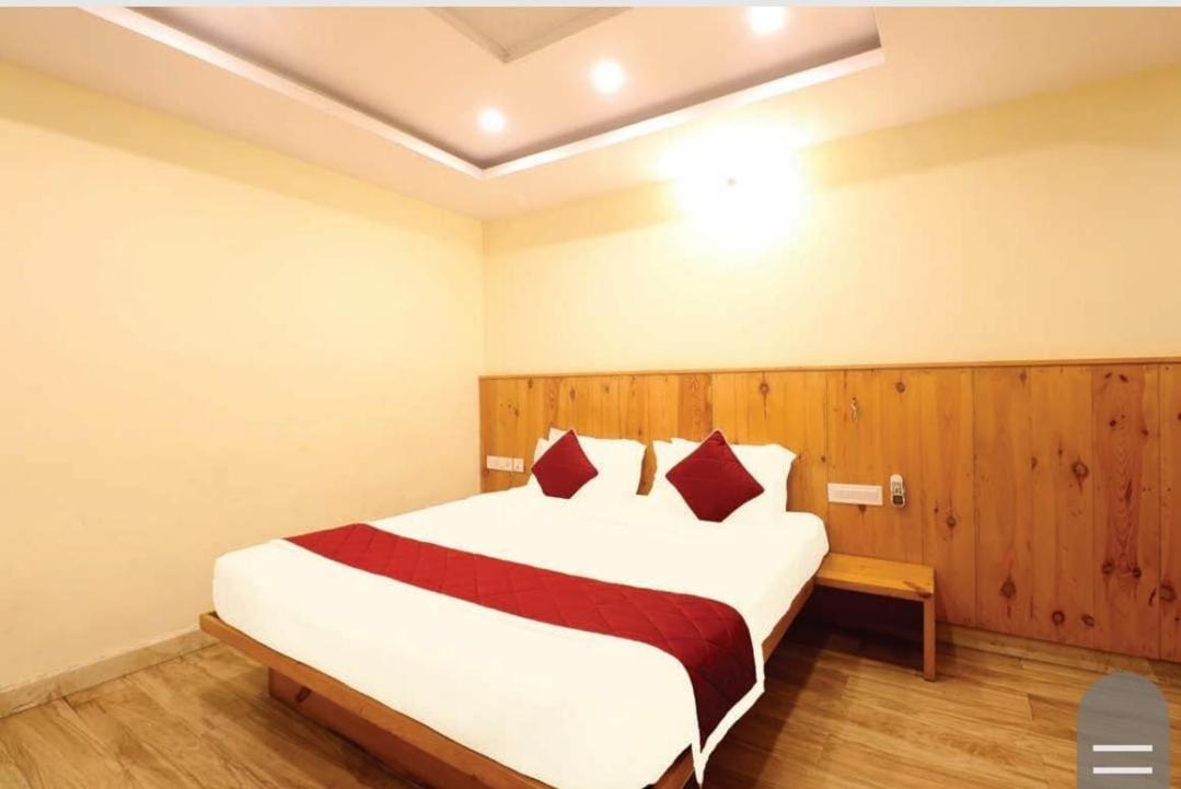 Hotel Royal Orbit บังกาลอร์ ภายนอก รูปภาพ